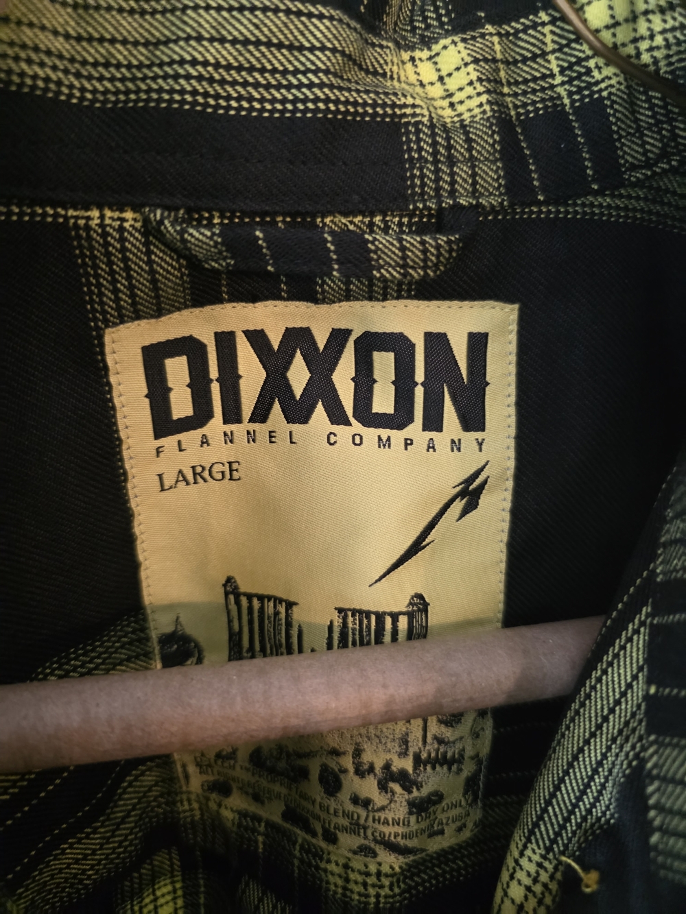 Official Metallica Dixxon Flannel Men's Black & Yellow Collector's Item - Picture 3 of 13